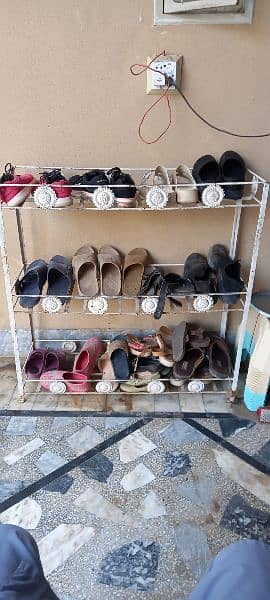 Shoes rack 0