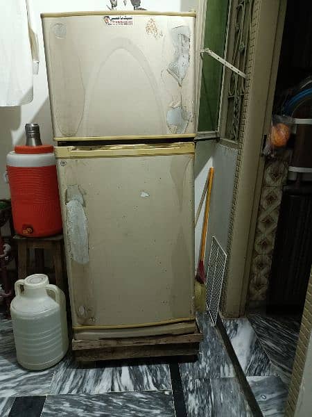 Dawlance refrigerator used 0