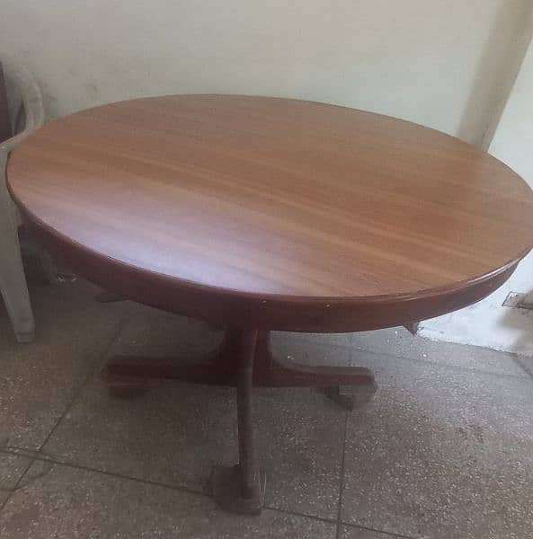 Dining table (round) 2