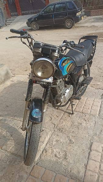 Suzuki GS 150 in Excellent condition 5