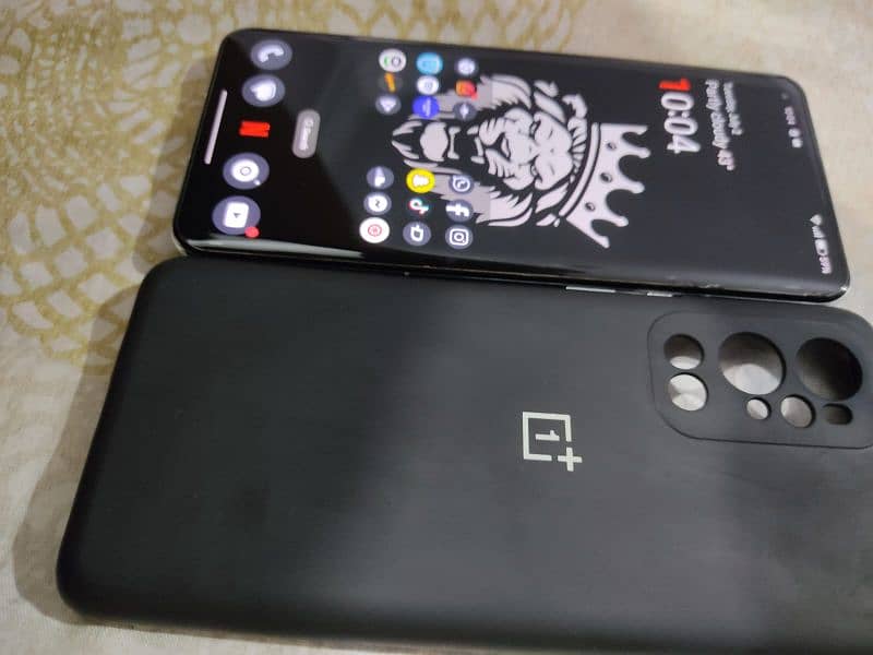 Oneplus 9 pro 12/256gb dual sim pta approved. 11