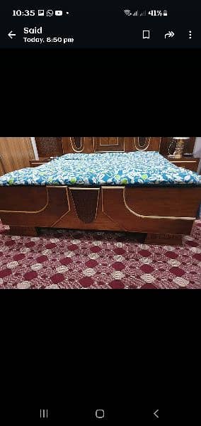 complete bed set almost new 5