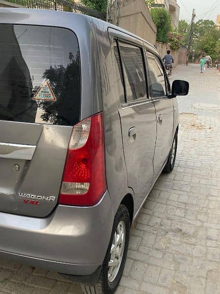 Suzuki Wagon R 2018 for sale. 4