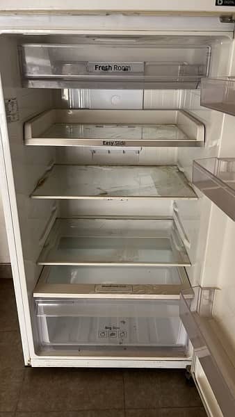 Refrigerator - FRIDGE 4