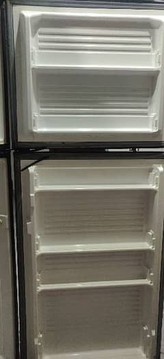 Dawlance refrigerator 100% working condition for sale