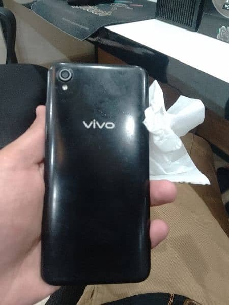 Vivo 1908 2/32 Good condition all OK with box and charger 2