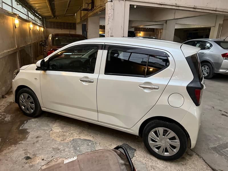 Daihatsu Mira 2017 3