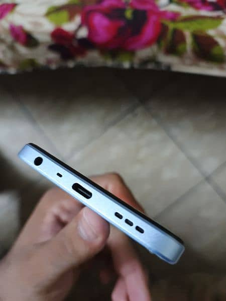 oppo a 18 (brand new condition) 2