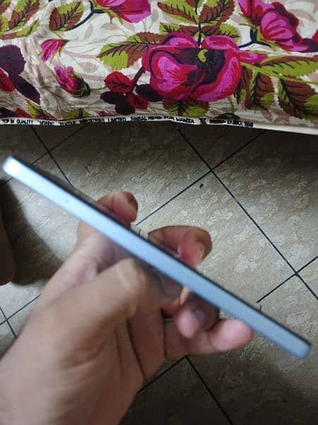 oppo a 18 (brand new condition) 4