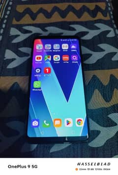 LG V30 ( PTA APPROVE ) ( EXCHANGE POSIBLE )