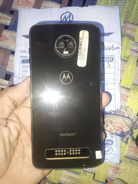 moto Z3 ,,,4,,64,,, 0