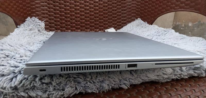 HP EliteBook 840 G5 2