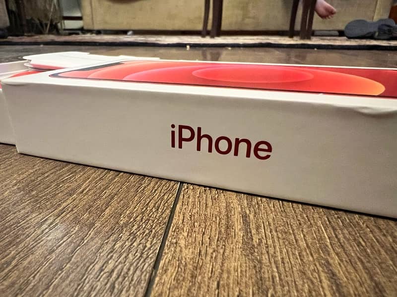 Iphone 12 128gb non pta approved, Red color mint condition 2