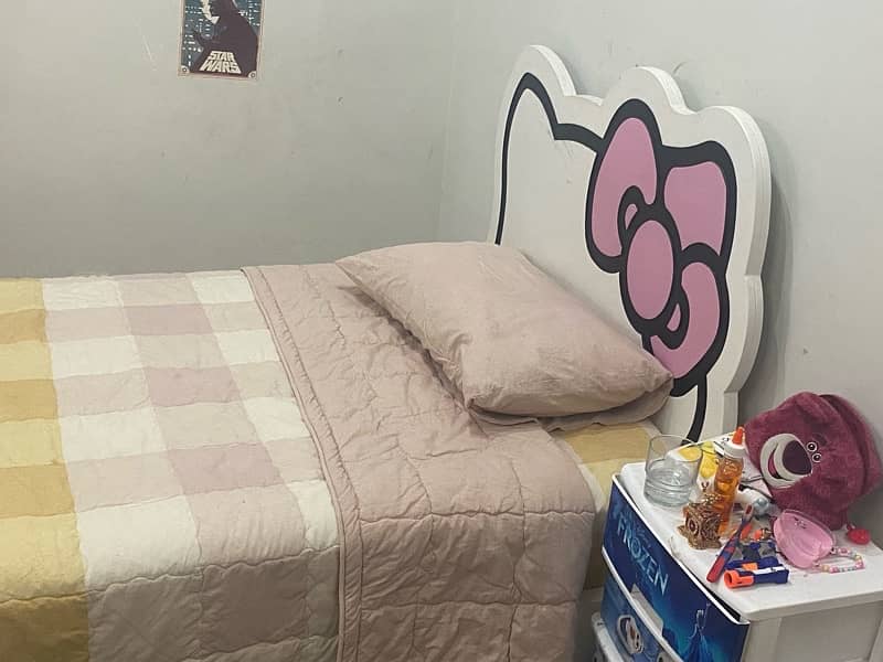 Hello Kitty Bed Set 2