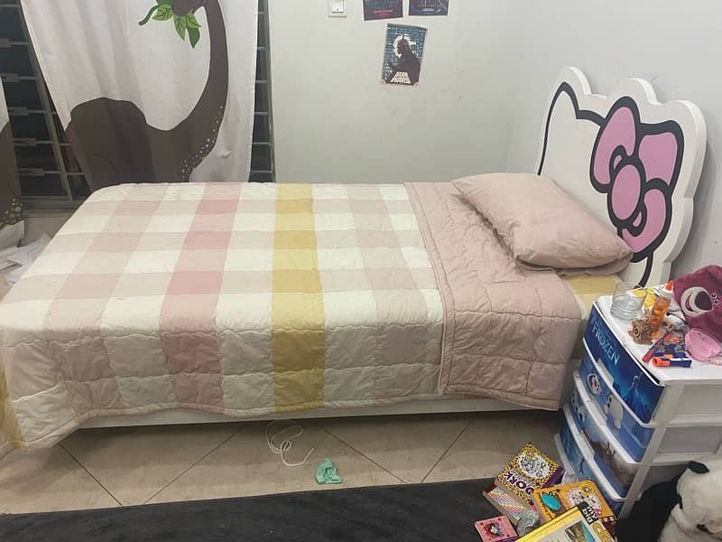 Hello Kitty Bed Set 3