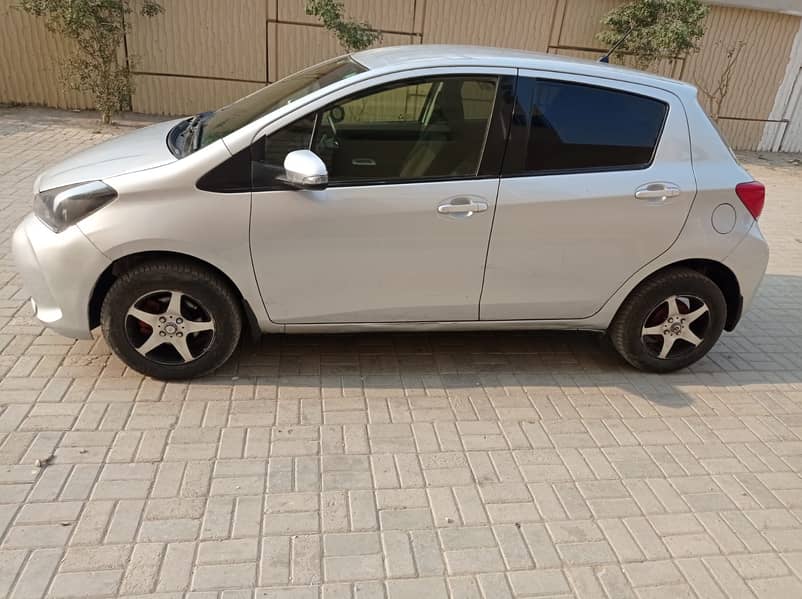 Toyota Vitz 2018 14