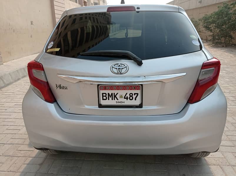 Toyota Vitz 2018 15