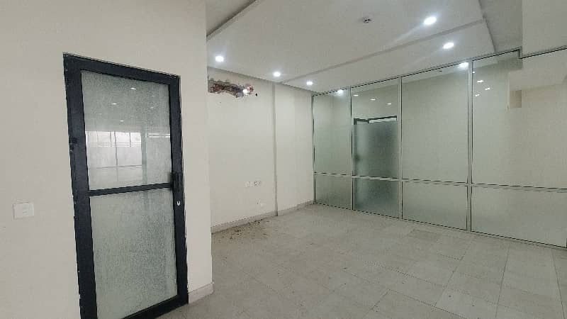 Modern Commercial Space On 3rd Floor: Ideal For Business Ventures 21