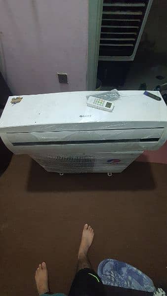 Gree 1.5 split Ac in use condition 9/10 6