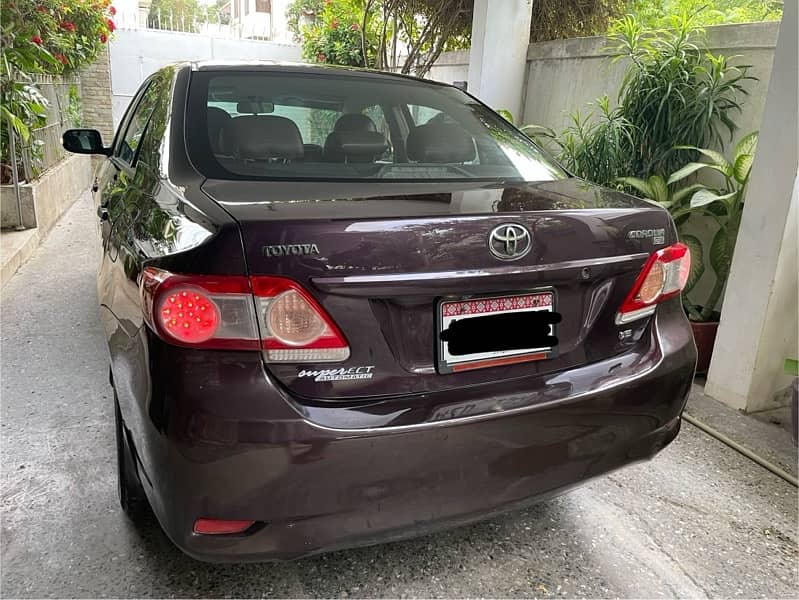 Toyota Corolla GLI 2013 1.6 Automatic 5