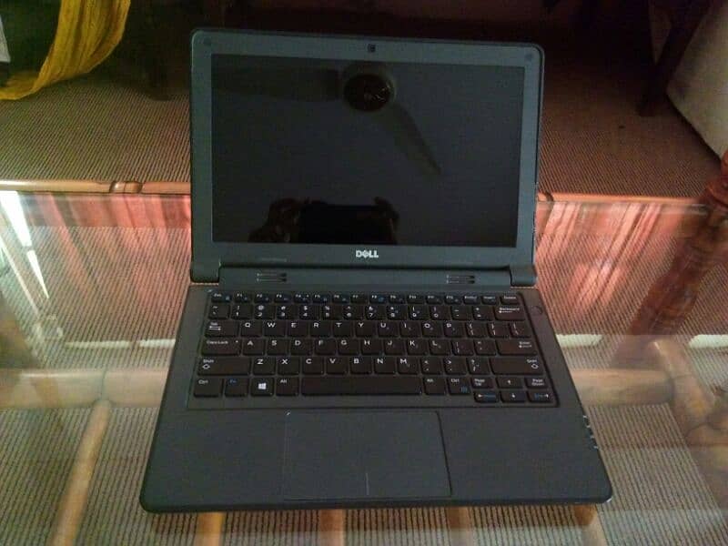 Dell touchscreen laptop 1