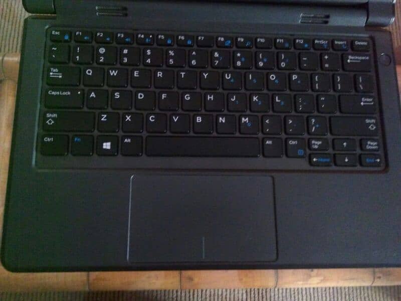 Dell touchscreen laptop 4