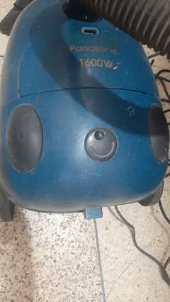 vacuum cleaner 1600W