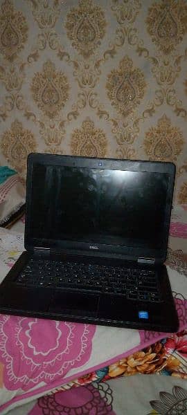 Latitude E5440 0