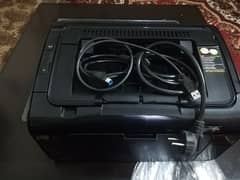 Printer Wifi Laser Excellent Condition new cartridge