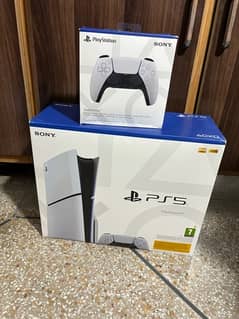 Playstation 5 slim 1 TB UK disc version  box pack original sealed