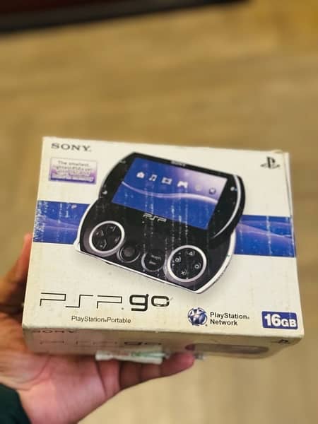 PSP go BEST PORTABLE GAMING DEVICE FOR KIDS 10