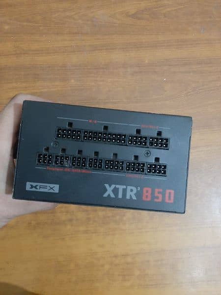 XFX XTR² 850w Gaming PSU 4