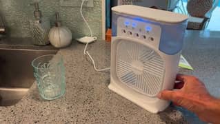 aesthetic mini portable  air cooler/ac for room