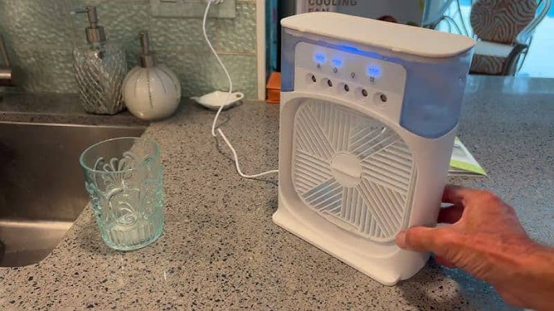 aesthetic mini portable  air cooler/ac for room 0