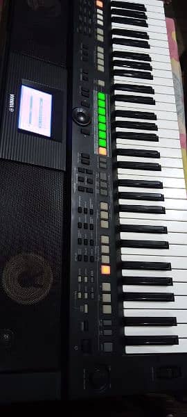 Yamaha PSR S 650 Professional Piano Yamaha Keyboard Roland Casio Korg 1