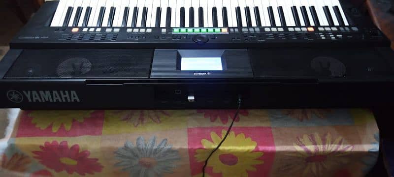 Yamaha PSR S 650 Professional Piano Yamaha Keyboard Roland Casio Korg 2