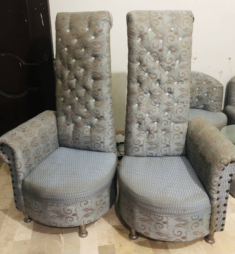 4 pcs sofa set with 2 long chairs and table 1