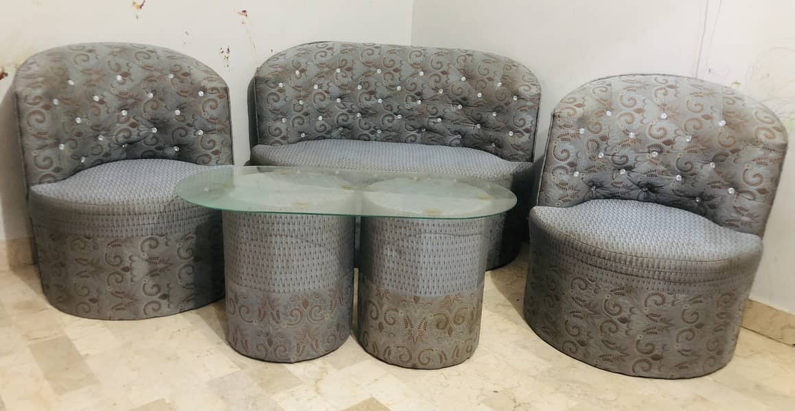 4 pcs sofa set with 2 long chairs and table 2