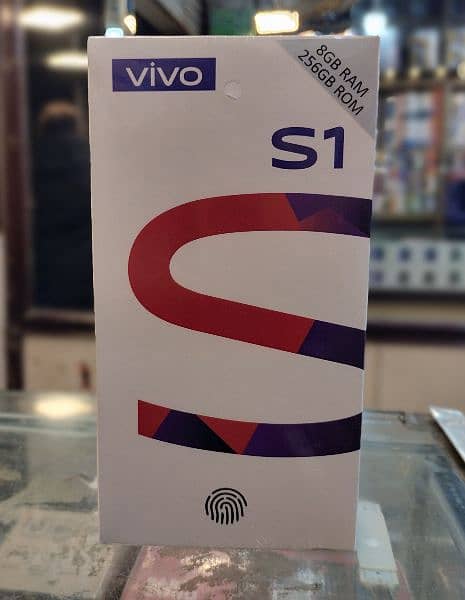 vivo s1 8/256 2