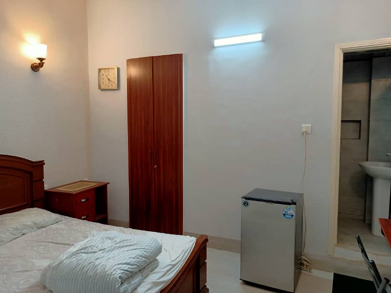 Fully Furnished Room Is Available For Rent In Bath Island Clifton 1
