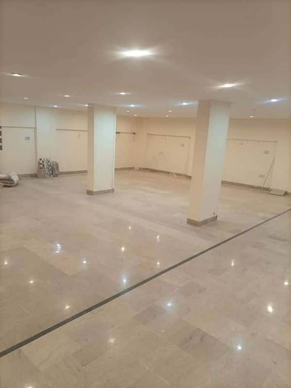 Mezzanine Is Available For Rent In Badar Commercial DHA Phase 5 2