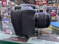 canon 60d with 18-55 lens