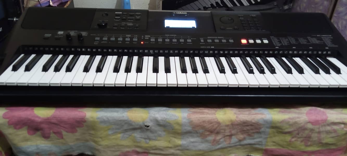 Yamaha PSR E463 Professional Yamaha Keyboard Roland Casio Korg 4