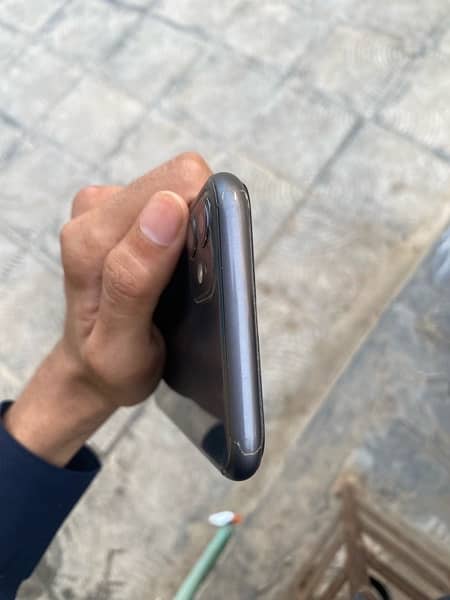 IPHONE 11 non pta 7