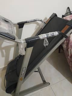 Treadmill like new - running condition
