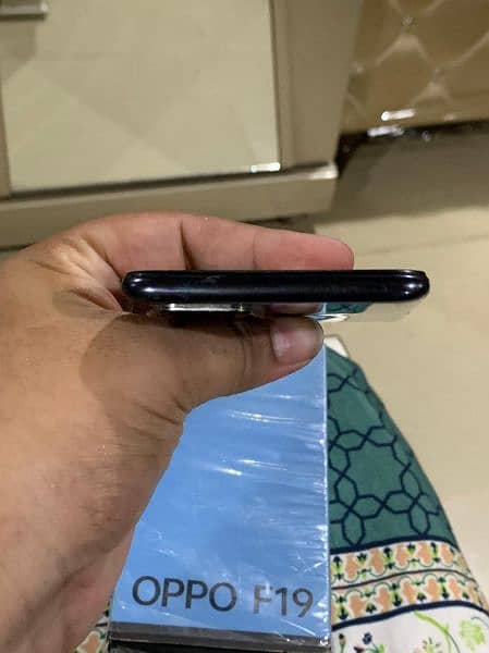 Oppo F19 GB 6/128 all ok not any single fault all ok just buy & used 6