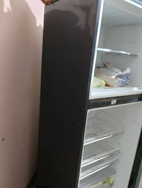 Dawlance refrigerator urgent sale 2