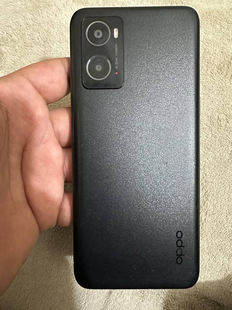 Oppo A76 1