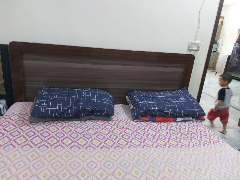 Double bed and Dressing for sale 7