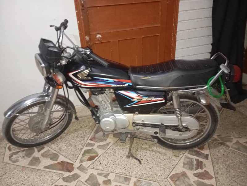 Honda CG 125 2019 3